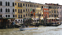 Carlton and Grand Canal – yksi suosituista romanttisista hotelleistamme.